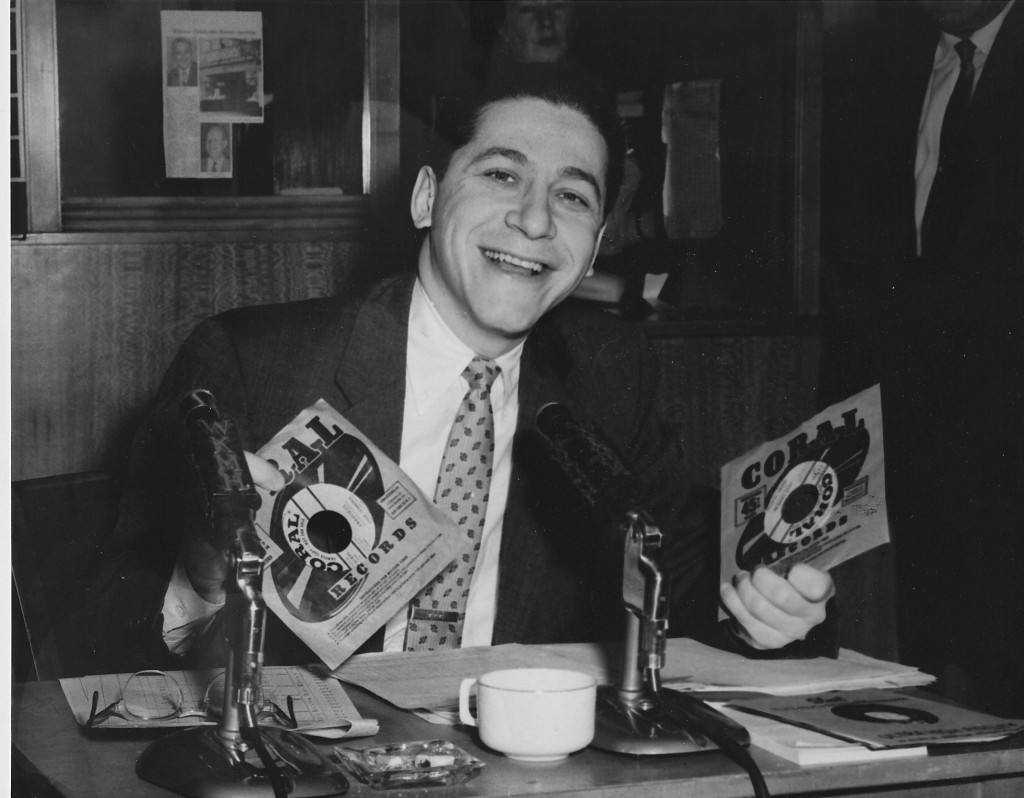 WKMH's Robin Seymour, as he appeared in 1959. In 1959, Seymour was the appointed PD at the station. (Photo courtesy of MCRFB senior contributor Greg Innis).