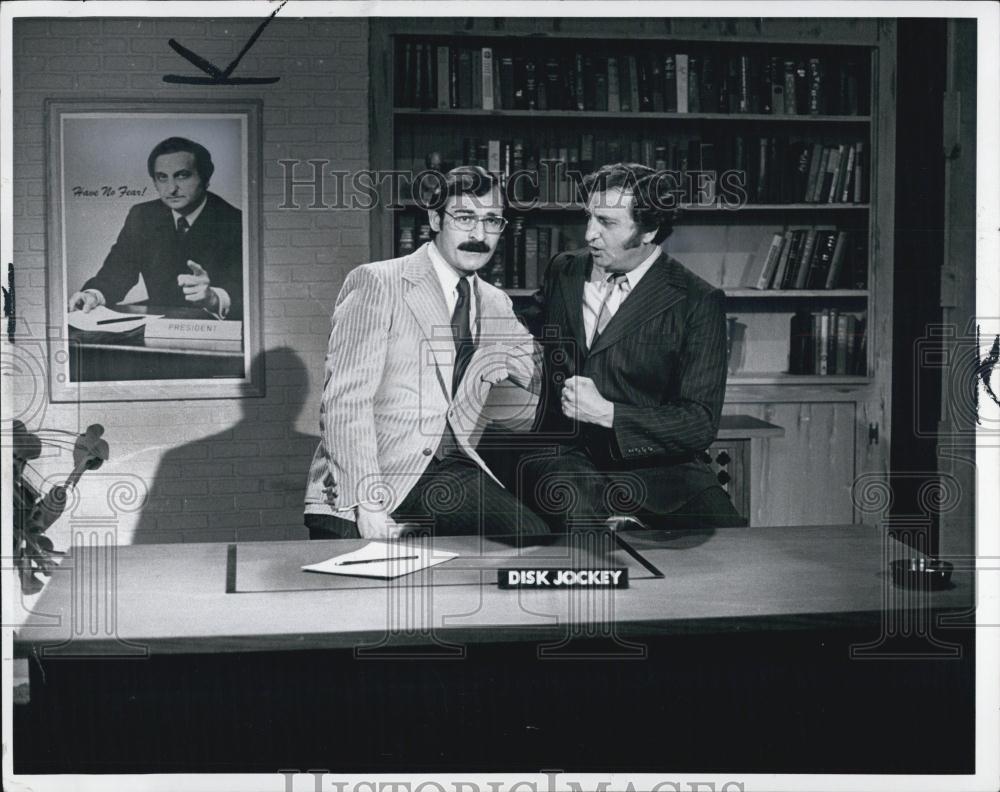 WXYZ Dick Purtan photograph (with Mr. Belvedere) from 1971 (Press Photo)